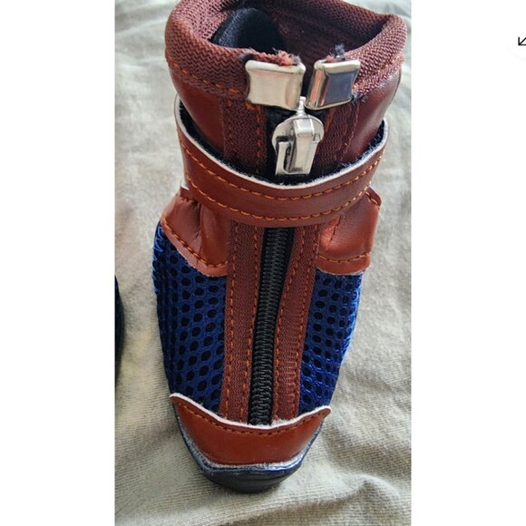 Set of 4 Hunny Boots - Greyhound Shoes - Corn Prevention - Picture 1 of 5